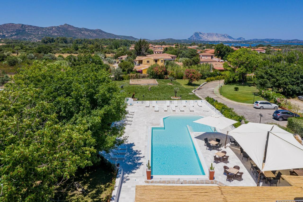 Hotel Le Mimose San Teodoro  Extérieur photo