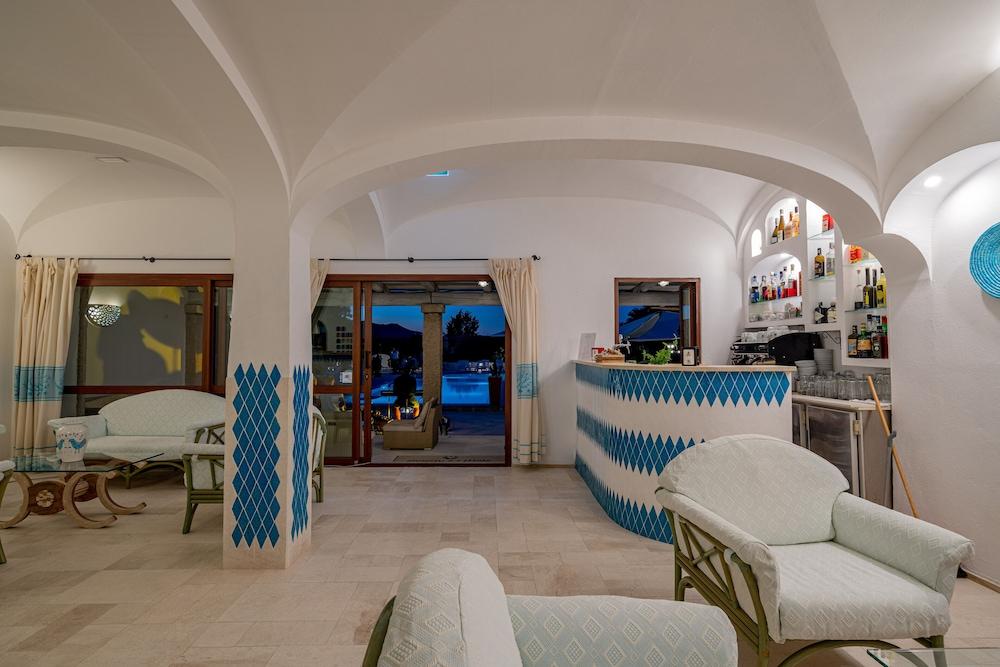 Hotel Le Mimose San Teodoro  Extérieur photo