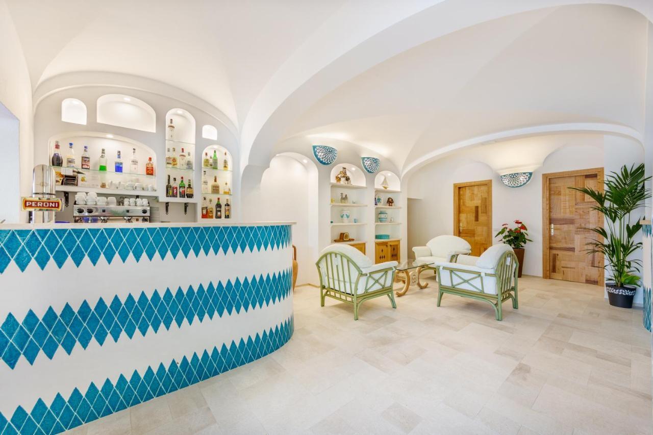 Hotel Le Mimose San Teodoro  Extérieur photo